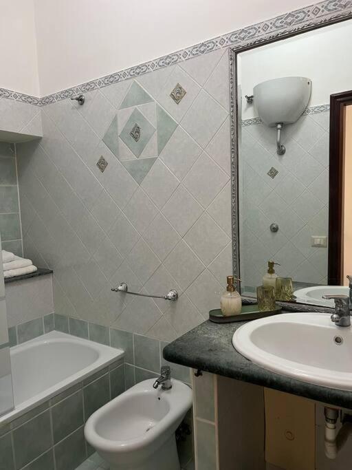 Scio Guesthouse-Centro Storico ナポリ エクステリア 写真